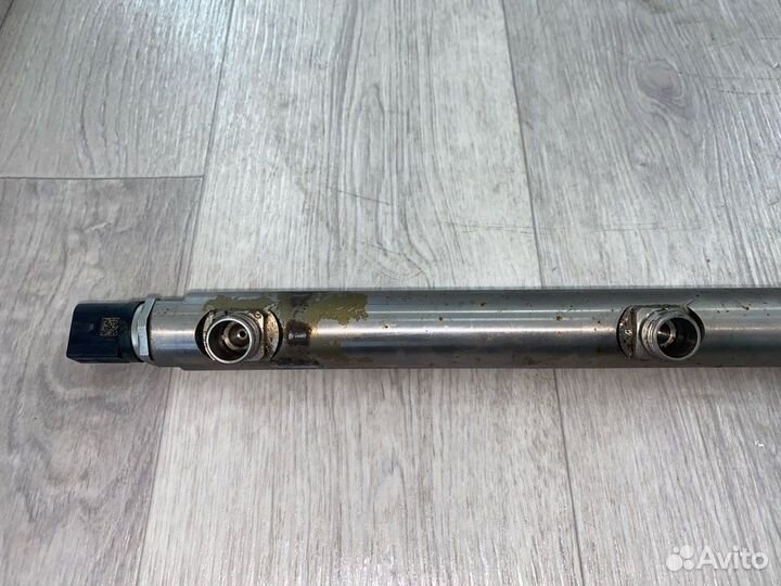 Топливная рампа Mercedes Actros 471909 OM471LA