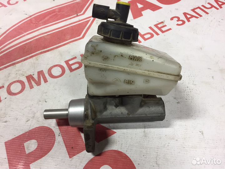 Главный тормозной цлиндр Renault Logan 2008