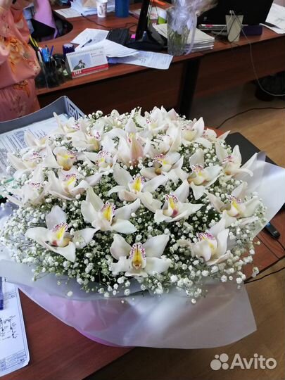 Мега композиция из орхидей,роз