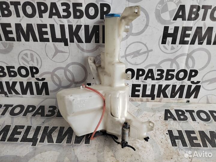 Бачок омывателя Nissan Murano 1 Z50