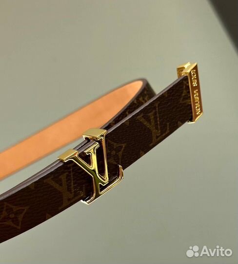 Женский ремень Louis Vuitton Initiales