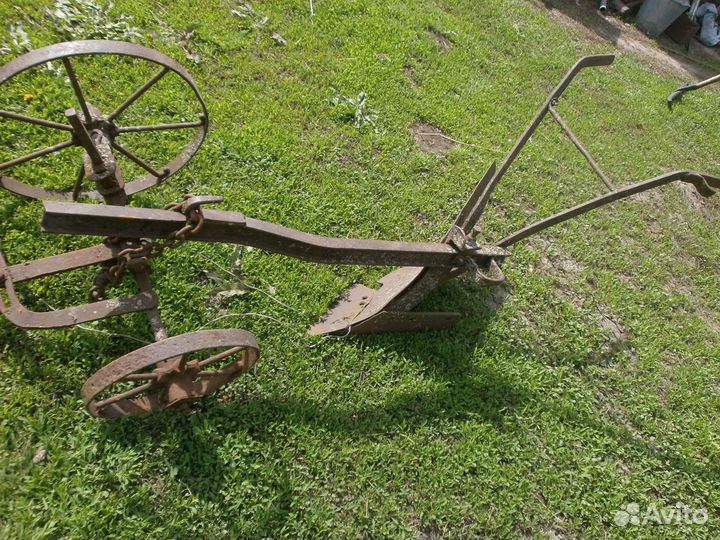 Конный плуг