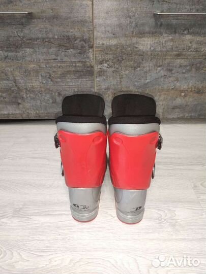 Горнолыжные ботинки детские