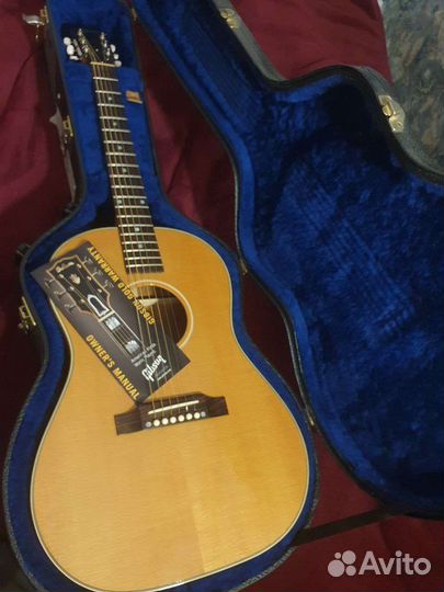 Акустическая гитара gibson