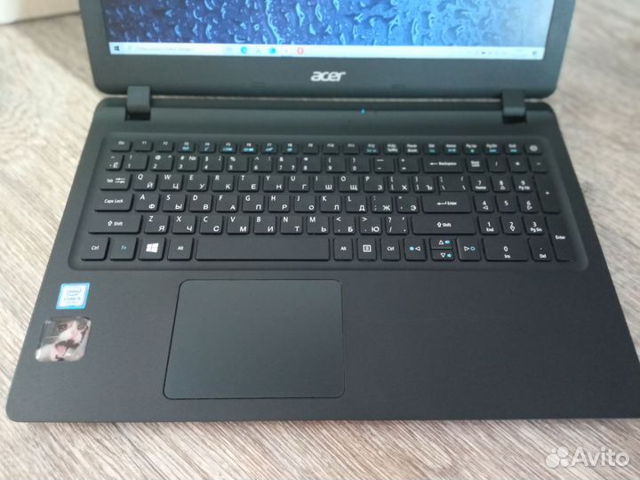 Acer FHD i5-7200u 8gb ssd256-samsung