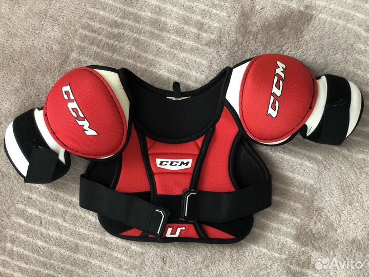 Хоккейная форма на 4-7 лет со шлемом