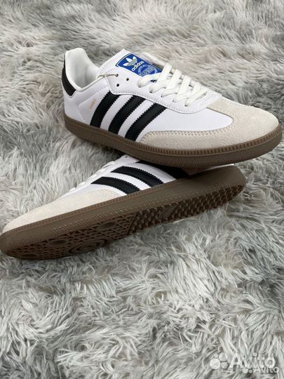 Кроссовки Adidas Samba lux