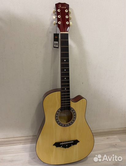 Акустическая гитара