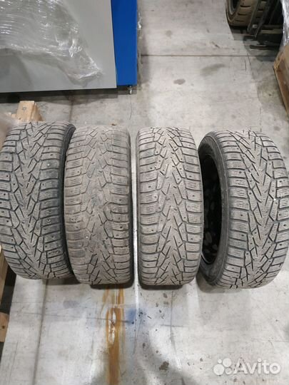 Колеса в сборе r16 зимние Nokian Nordman 7