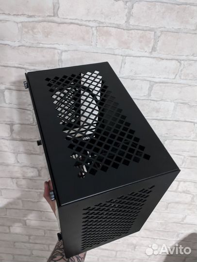 Корпус для пк mini itx, блок питания SFX, материнк