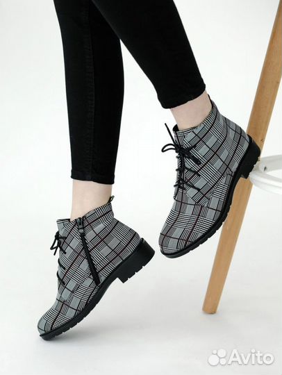 Новые ботинки