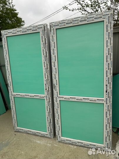 Пластиковые двери глухие Не Бу