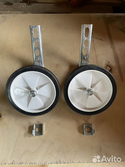 Дополнительные колеса для велосипеда