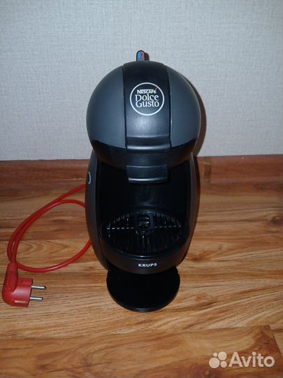 Кофемашина Nescafe Dolche Gusto