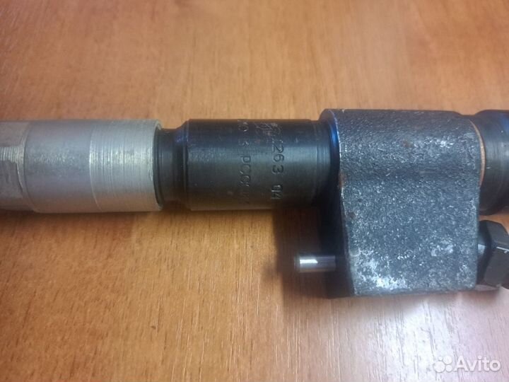 Форсунка 263.1112010-04 для двигателя ямз-240