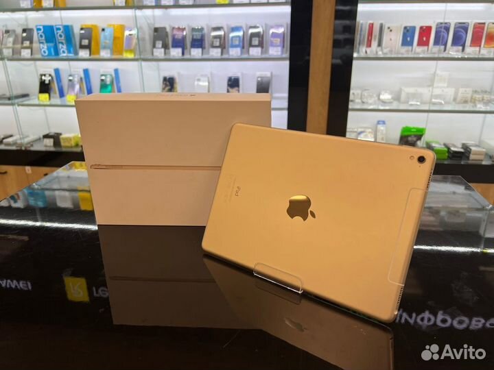 Планшет Apple iPad Pro 9,7”/Gold/с симкой