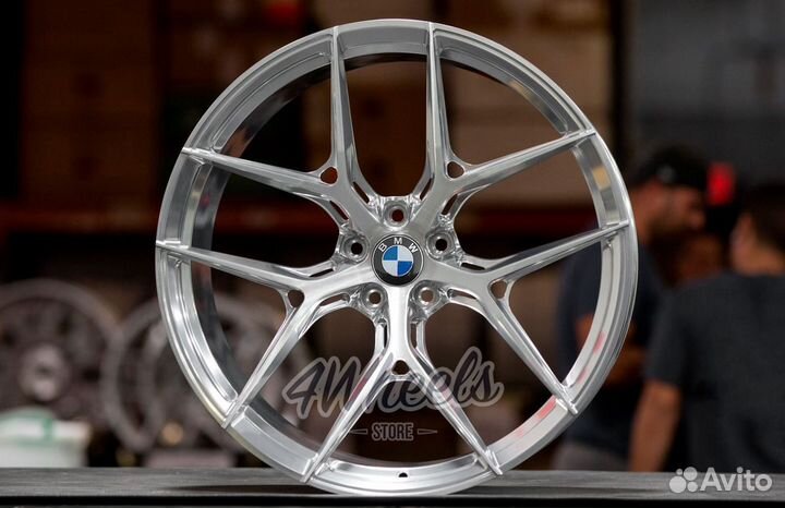 Кованые диски BMW M5 R21