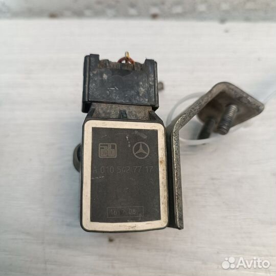 Датчик положения кузова Mercedes S W221