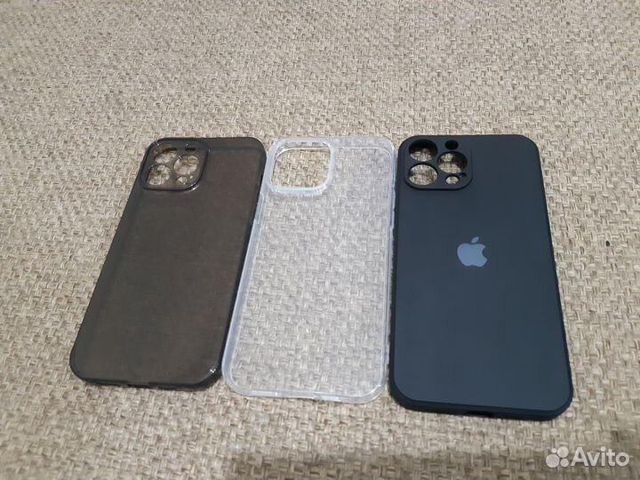 Чехлы на телефон