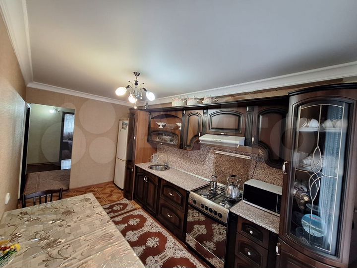 4-к. квартира, 86 м², 3/5 эт.