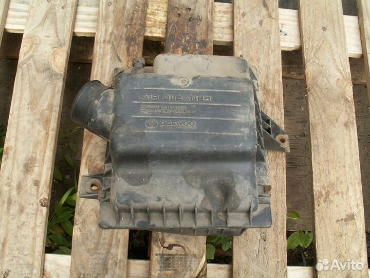 Корпус воздушного фильтра Daewoo Nexia