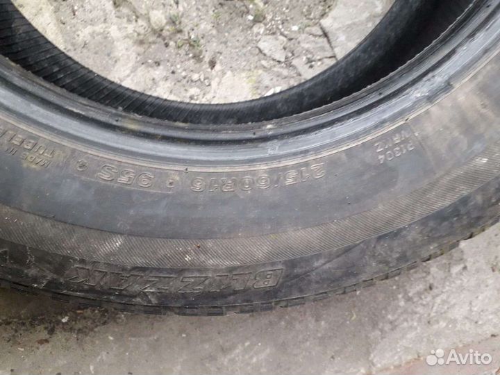 Bridgestone Blizzak DM-Z2 215/60 R16