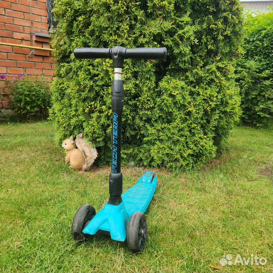 Самокат трехколесный детский tech team светящийся