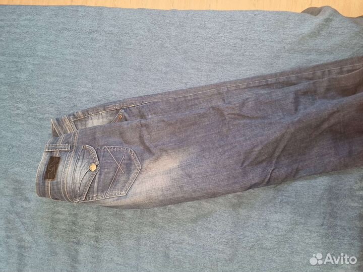 Джинсы клещ