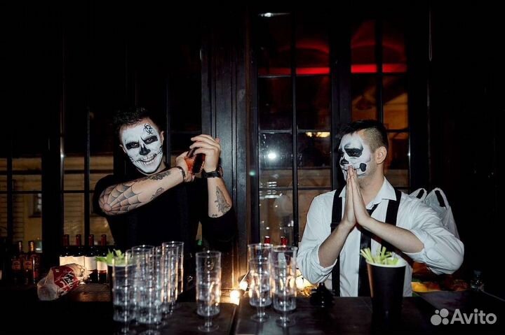 Выездной бар, бармены, официанты