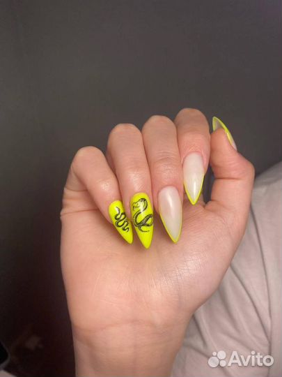 Аппаратный маникюр