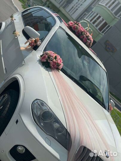 Свадебные украшения на машины