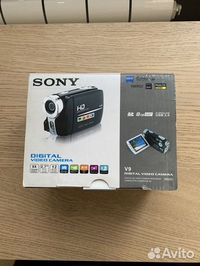 Видеокамера Sony HD V9