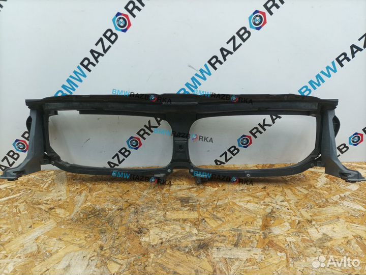 Решетка радиатора BMW M5 F90 2020