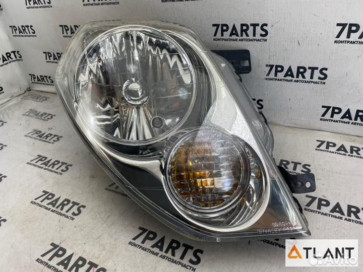 Фара передняя правая mitsubishi mirage dingo