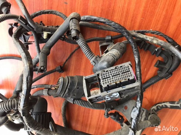 Проводка двигателя Vw Golf 5 BKC 2005