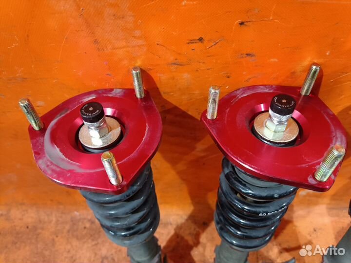 Стойки амортизатора Lexus Sc430 UZZ40