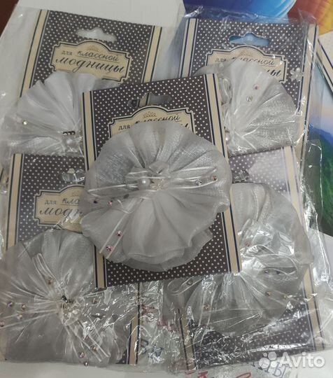 Резинки и ободки для волос