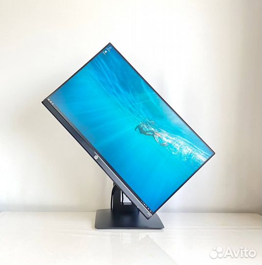 Монитор HP 24