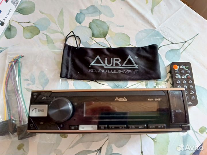 Магнитофон aura AMH-600BT