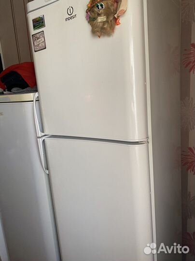 Холодильник б/у