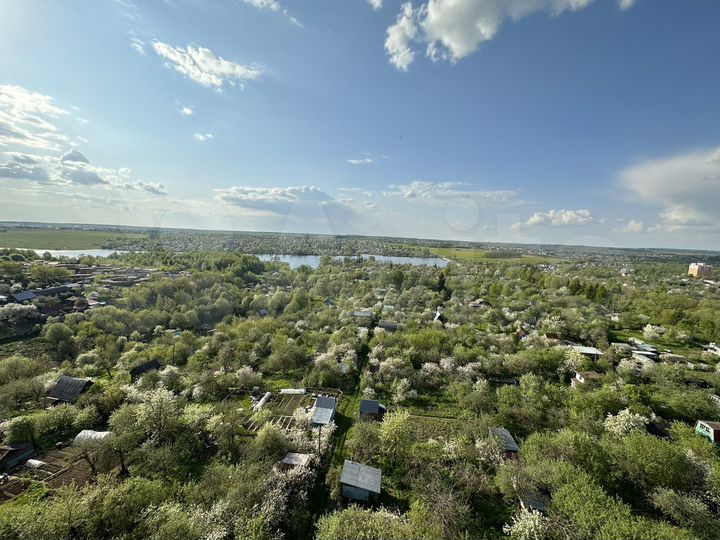 2-к. квартира, 70 м², 14/17 эт.