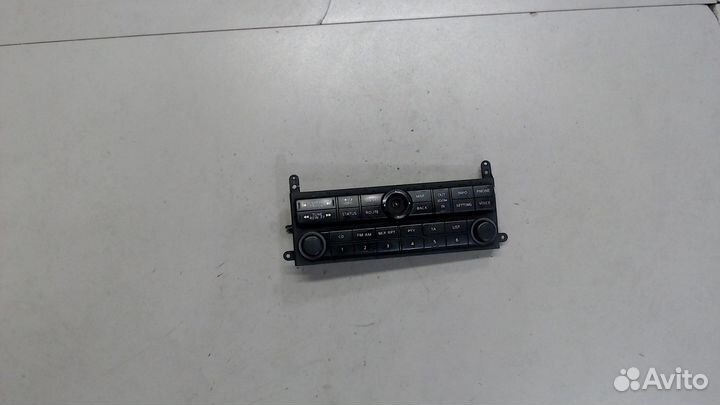 Панель управления магнитолой Nissan Navara, 2007