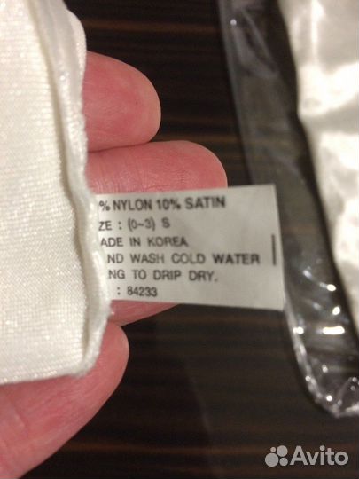 Перчатки белые праздничные детские