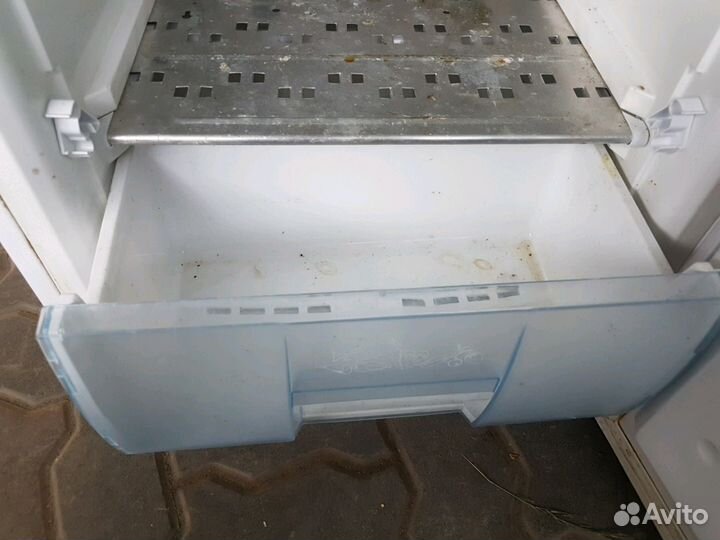 Полочки на Холодильник beko