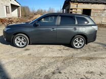 Mitsubishi Outlander 2.4 CVT, 2013, 159 000 км, с пробегом, цена 1 700 000 руб.