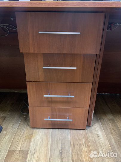 Тумба офисная выкатная