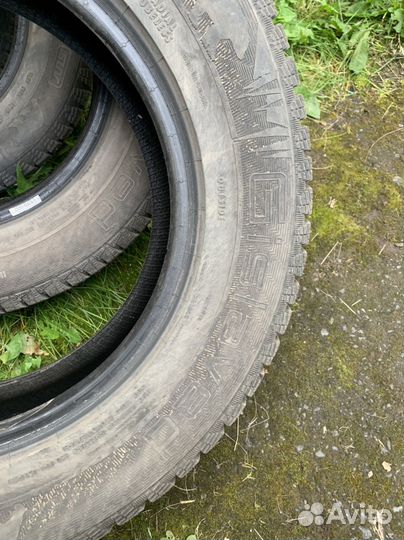 Gislaved Nord Frost 200 SUV 215/65 R16 102T