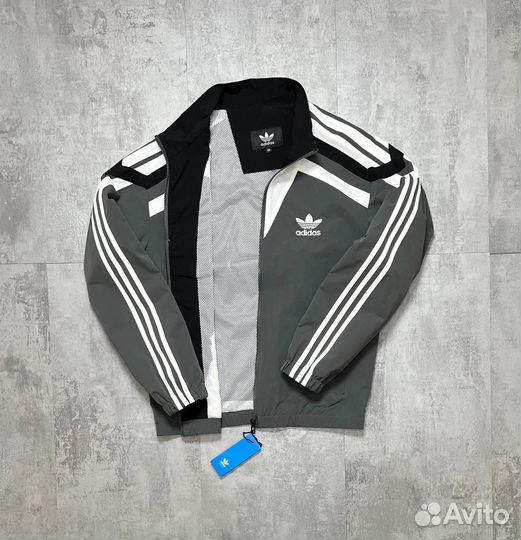 Ветровка Adidas (новинка 2024)