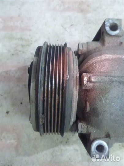 Компрессор кондиционера Renault Laguna X74 F4P774