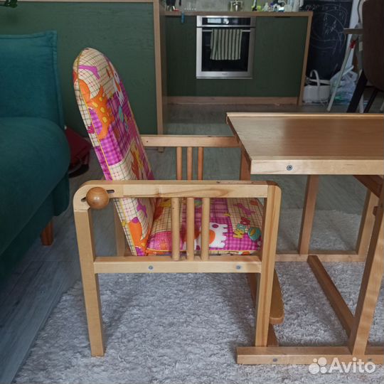Детский стол со стульчиком